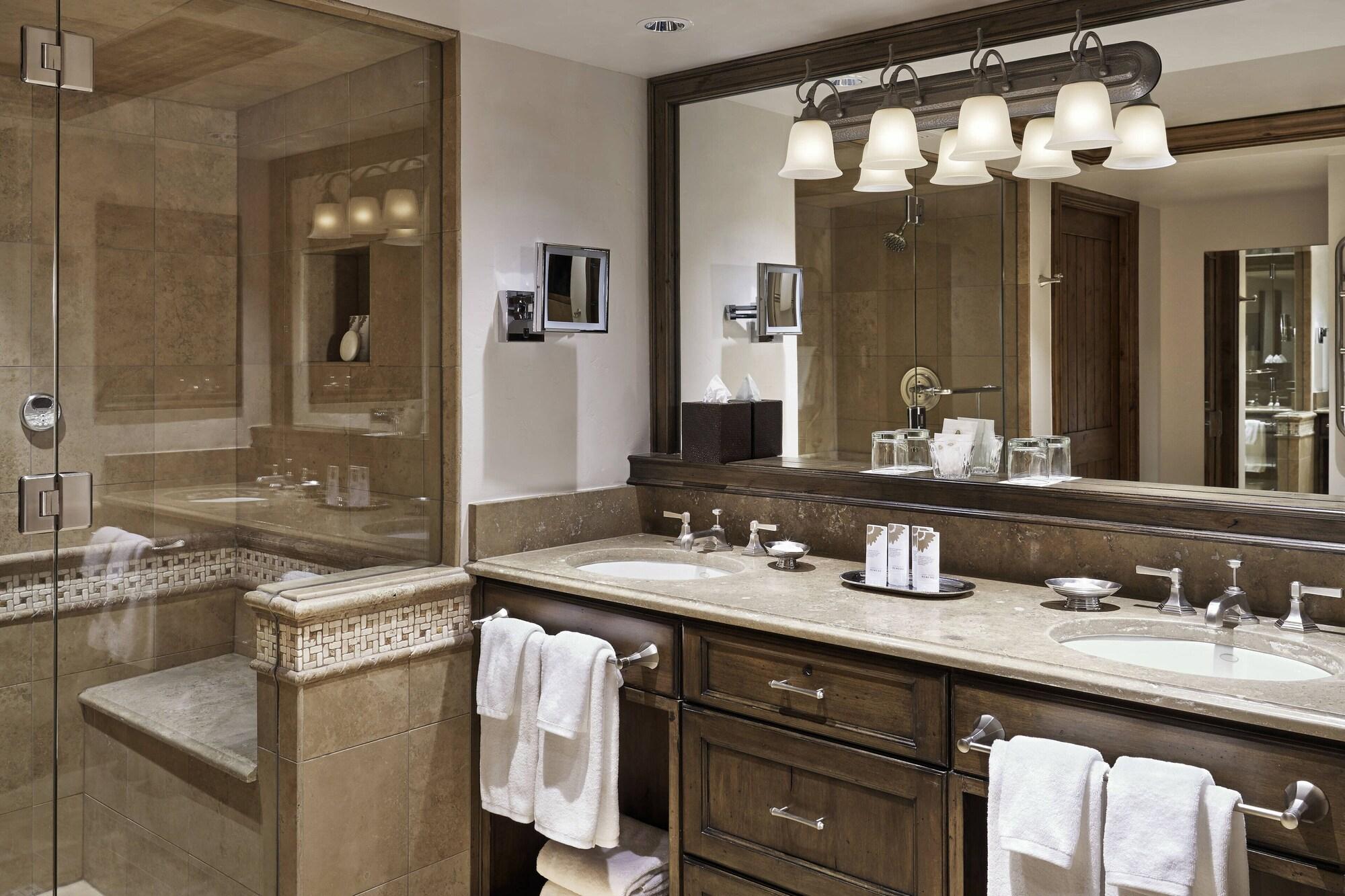Фото The St. Regis Aspen Resort