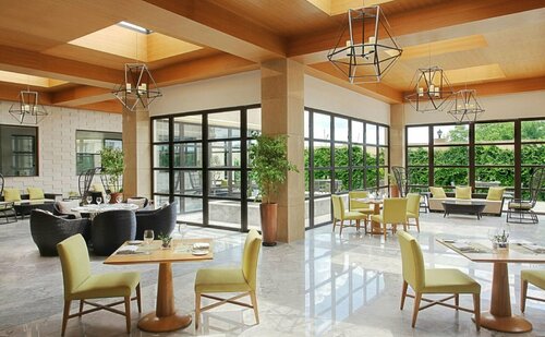 Гостиница Hilton Dushanbe Hotel в Яване