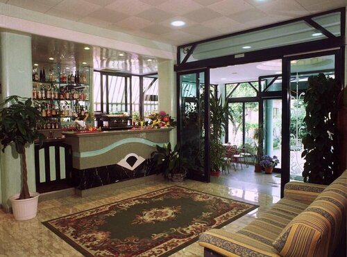 Внешний вид отеля Hotel Hamilton в Мизано-Адриатико, фото 2