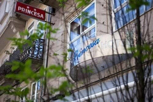 Гостиница Hotel Princesa Vigo в Виго