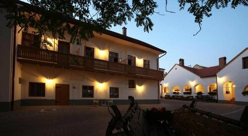 Гостиница Régi Posta Hotel és Étterem в Дебрецене