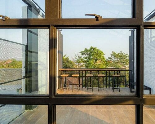 Гостиница Yindee Travellers Lodge в Нане