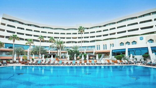 Гостиница Occidental Sharjah Grand в Шардже