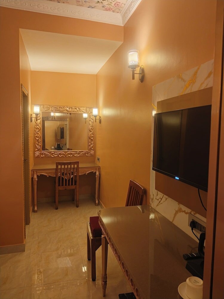 Фото Ray Of Maya Retreat and Resorts