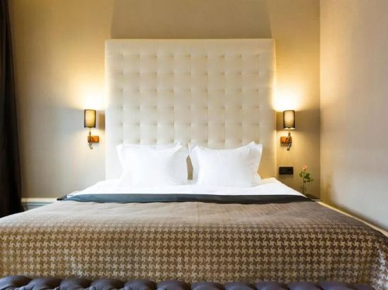 Фото Elite Hotel Adlon