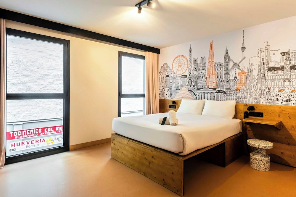 Фото EasyHotel Barcelona La Sagrera