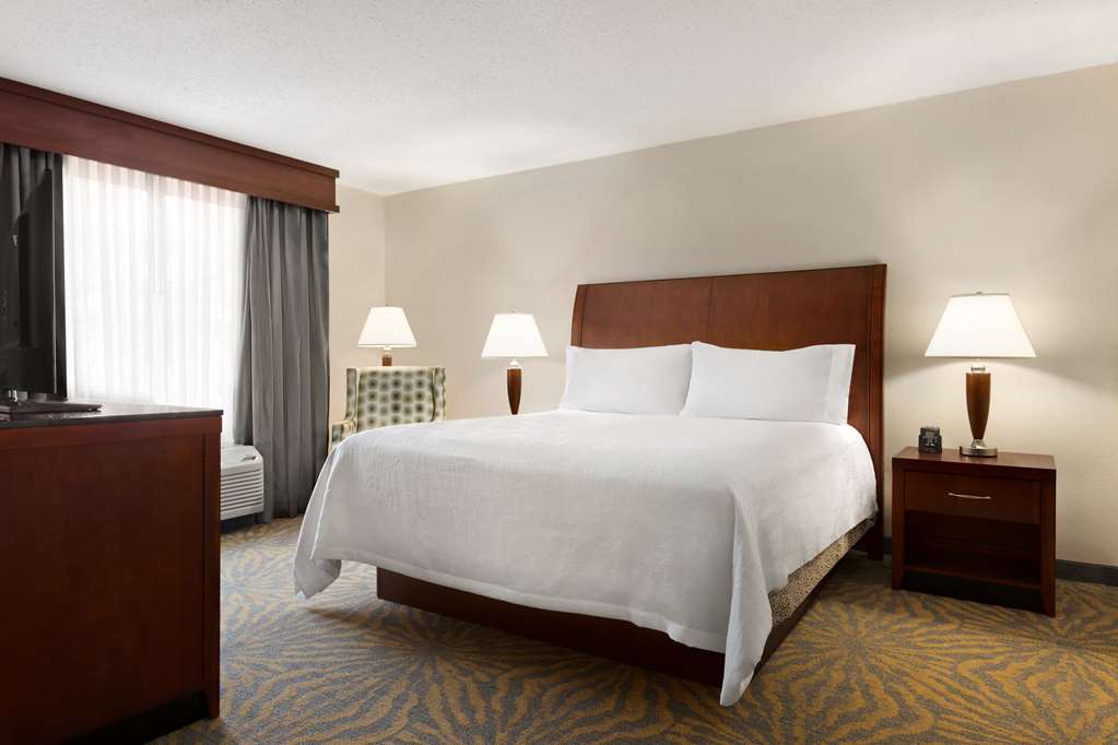 Фото Hilton Garden Inn Shelton