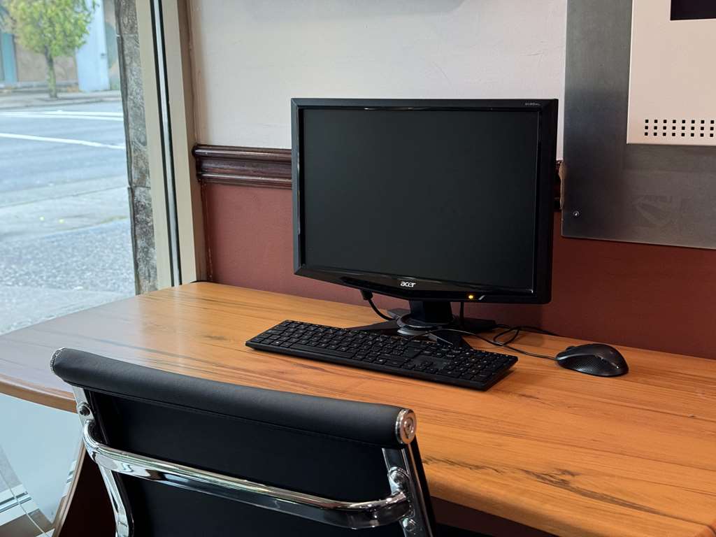 Фото SureStay by Best Western Richmond Vancouver Airport