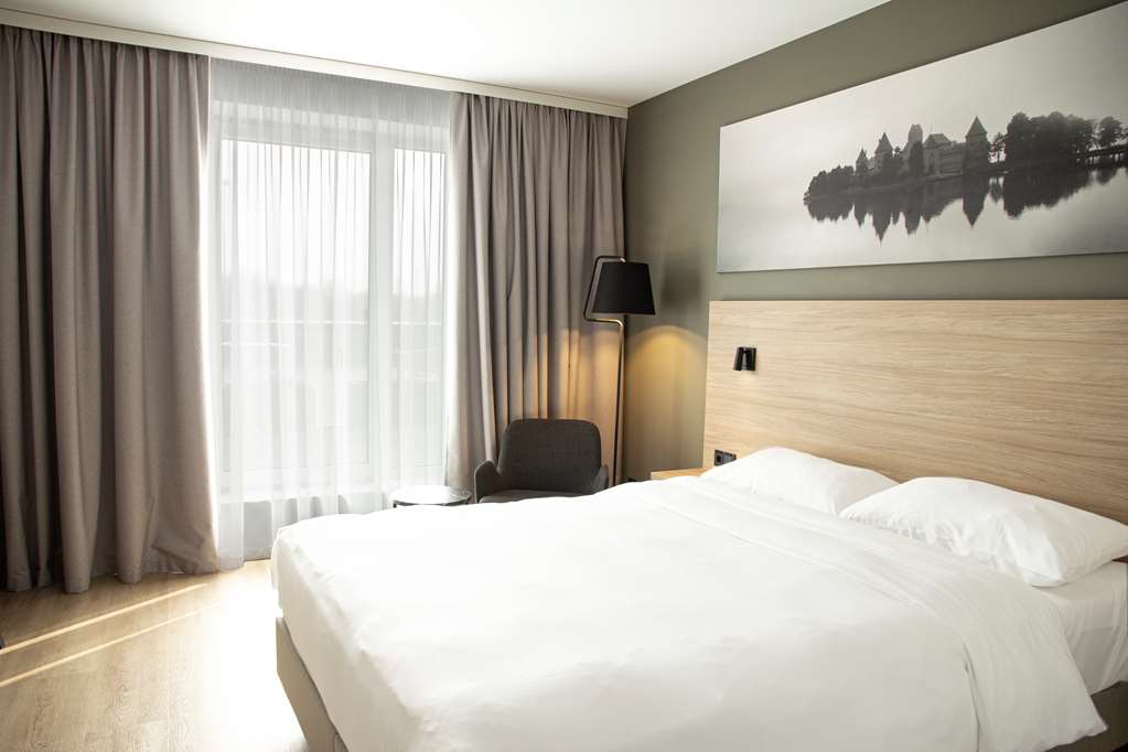 Фото Park Inn by Radisson Vilnius Airport Hotel & Conference Centre