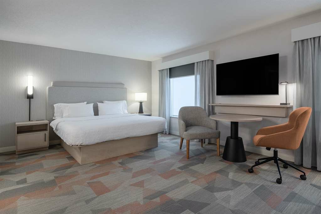Фото Hampton Inn & Suites by Hilton Moncton