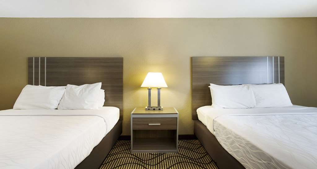 Фото SureStay Plus Hotel by Best Western Sacramento North