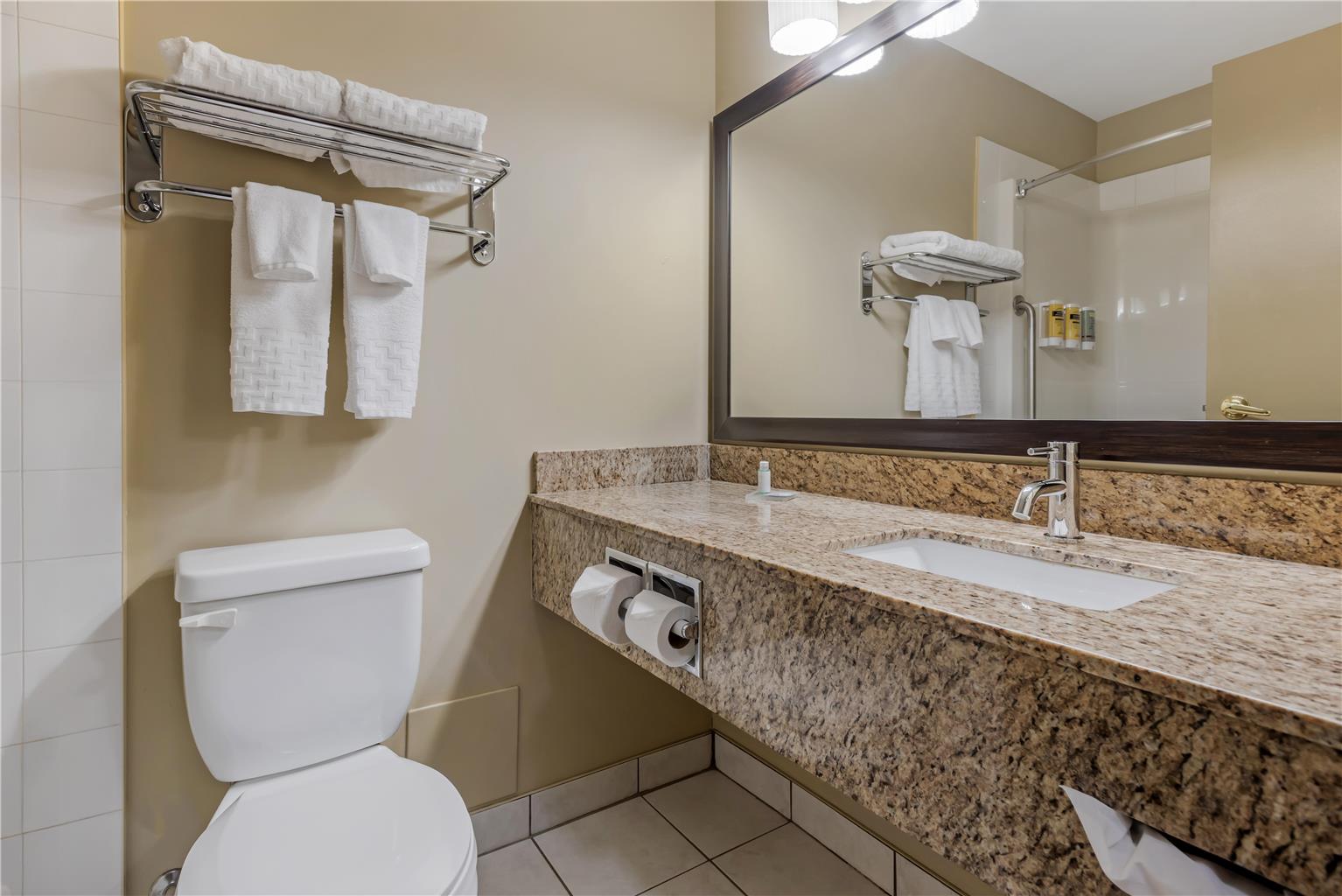 Фото Best Western Plus Red Deer Inn & Suites