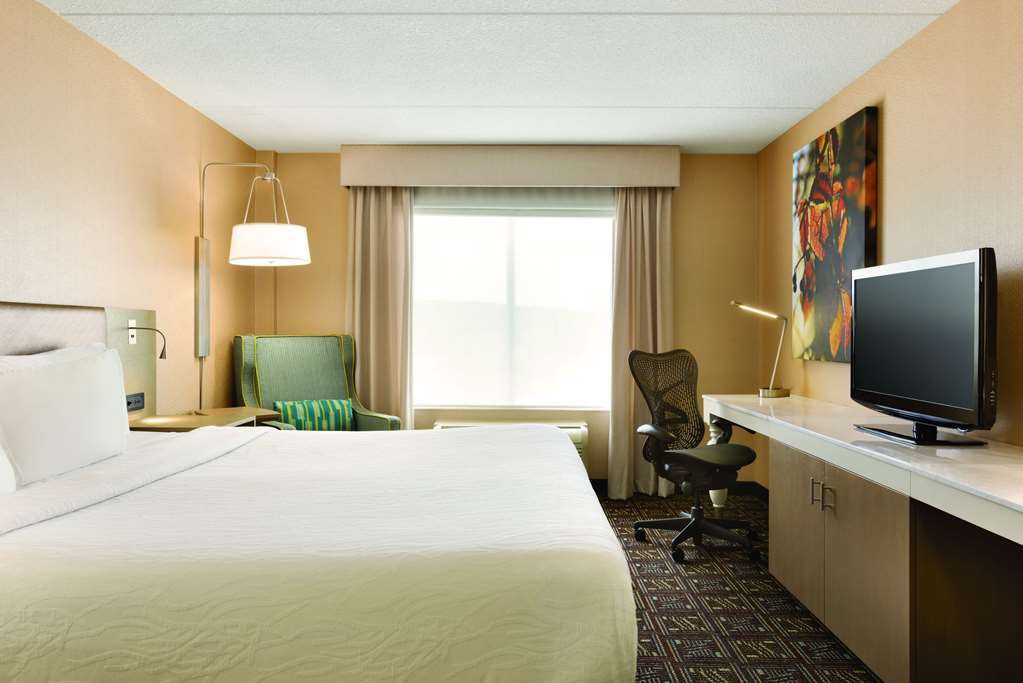 Фото Hilton Garden Inn Niagara-On-The-Lake