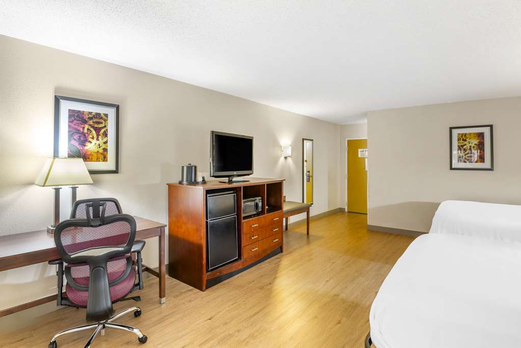 Фото Best Western Plus Governor's Inn