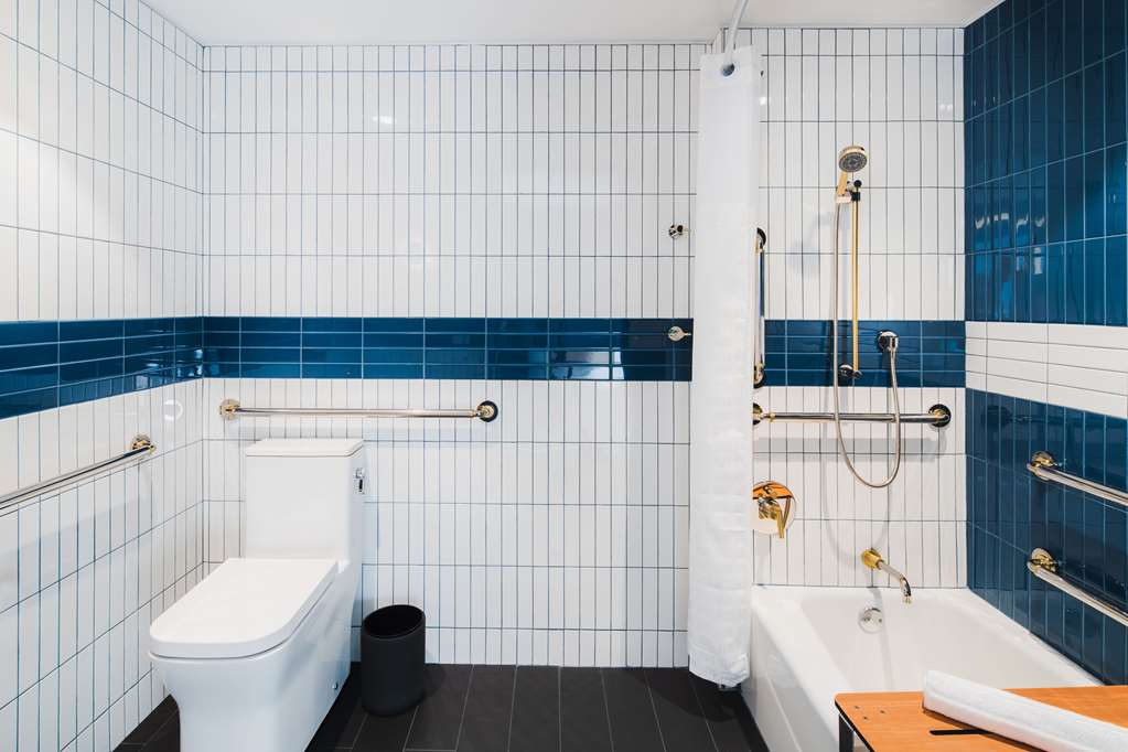 Фото Motto by Hilton New York City Chelsea