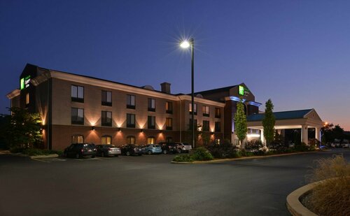 Гостиница Holiday Inn Express Hotel & Suites Athens, an Ihg Hotel в Афинах