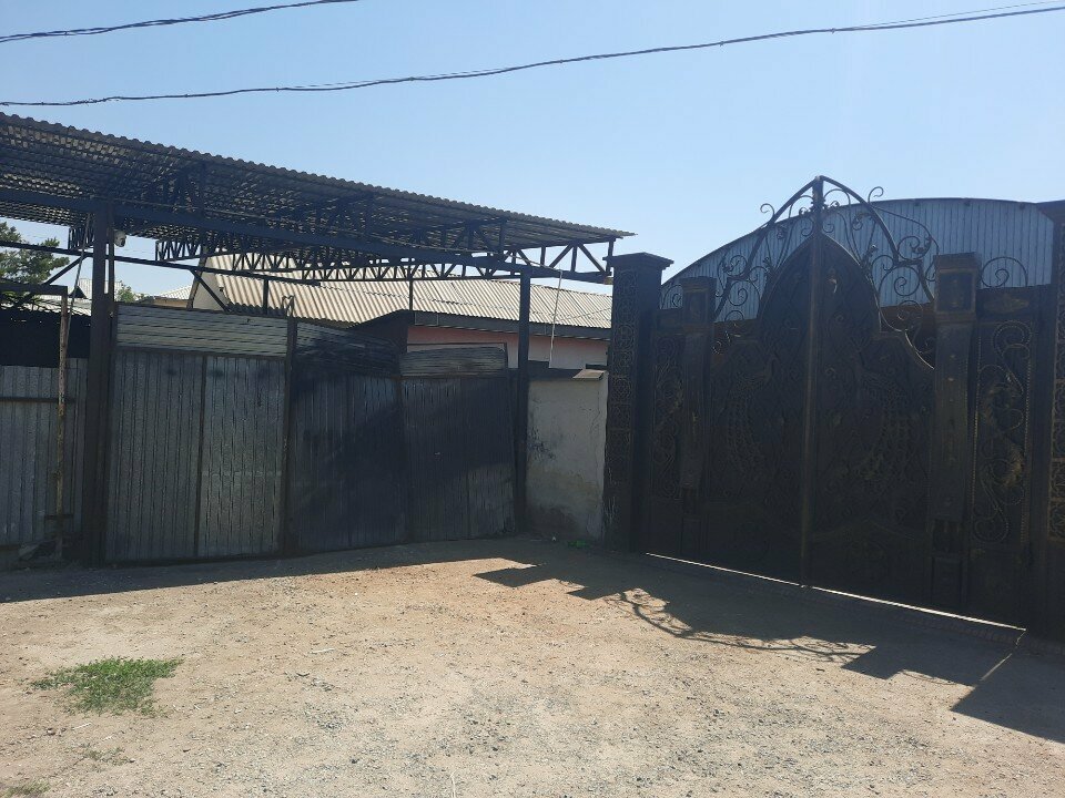 Wrought iron Gasyr qaqpa, Chimkent, photo