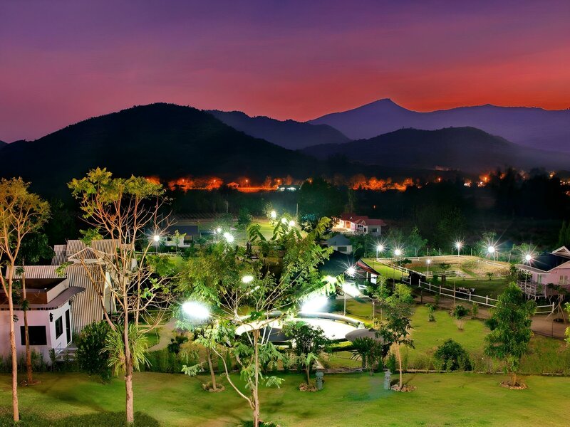 Гостиница Pattharapuri Valley Resort