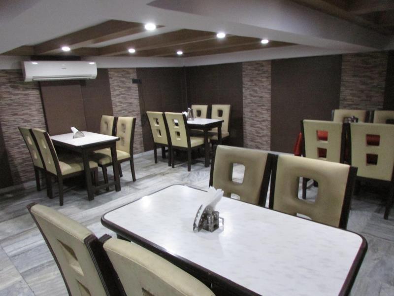 Фото Hotel Gulshan International