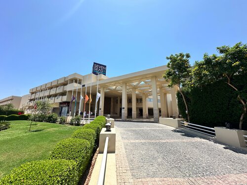 Жасанды әке қызының порносын қараңыз