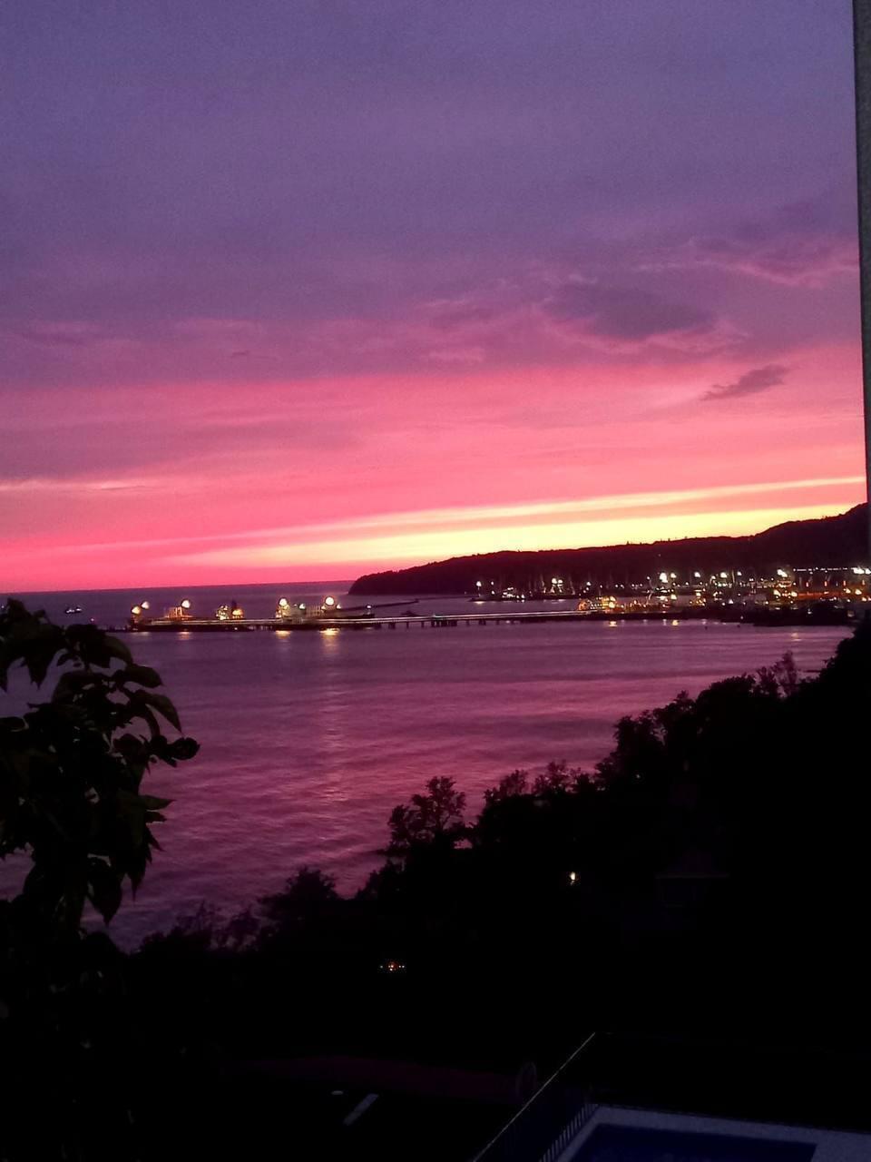 Фото Притяжение