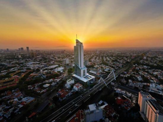 Фото Hotel Riu Plaza Guadalajara