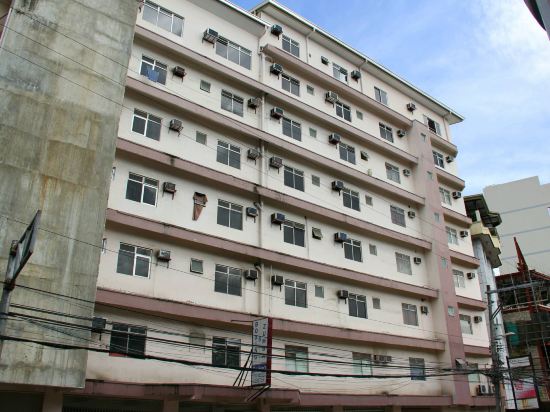 Фото отеля 3