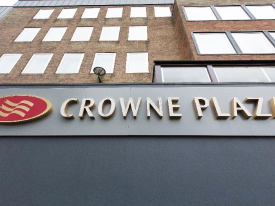Фото Crowne Plaza London - Ealing