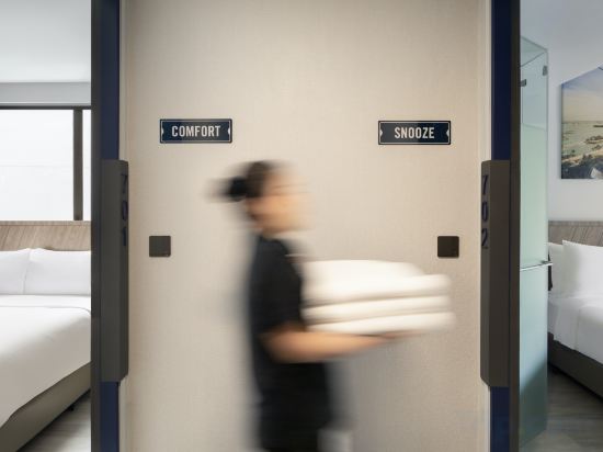 Фото Travelodge Harbourfront