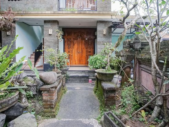 Фото Aurora House