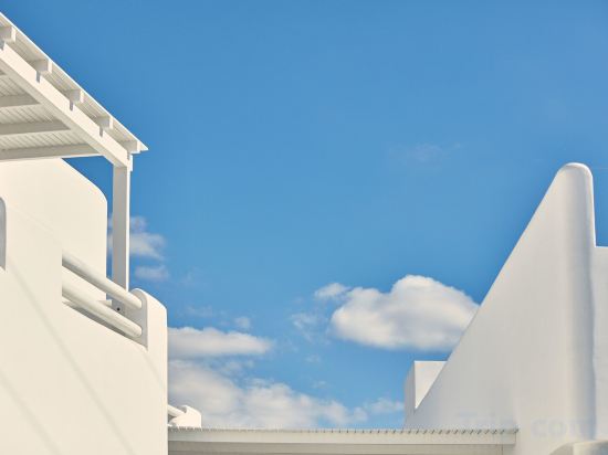 Фото 18 Grapes Hotel