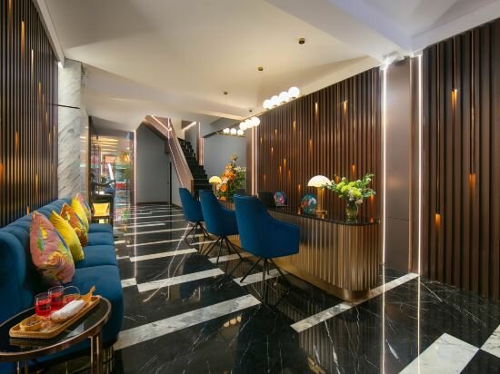 Фото Aurora Central Hotel