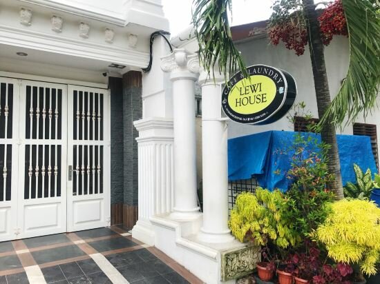 Hotel Lewi House, Medan, photo