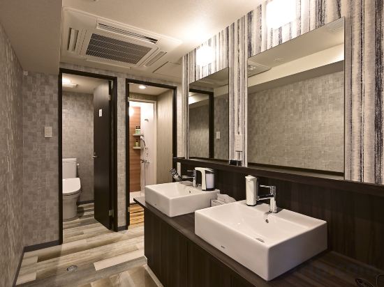 Фото Hotel Tomariya Ueno