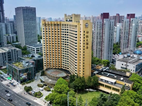 Фото отеля 2