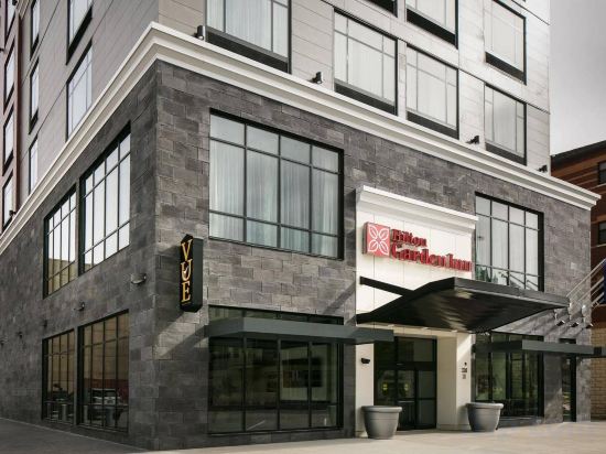 Фото Hilton Garden Inn Iowa City Downtown University