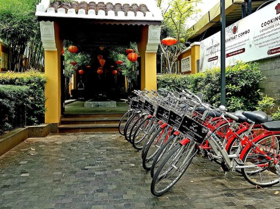 Фото Little Riverside. A Luxury Hotel & SPA