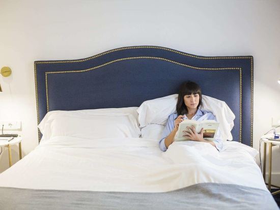 Фото Midmost Barcelona  by Majestic Hotel Group