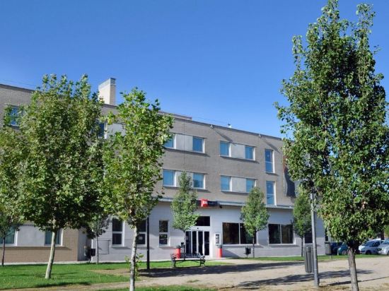 Фото Hotel ibis Madrid Getafe