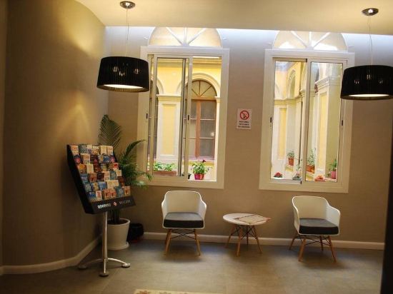 Фото Plaza Goya Rooms