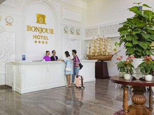 Гостиница Bonjour Nha Trang Hotel