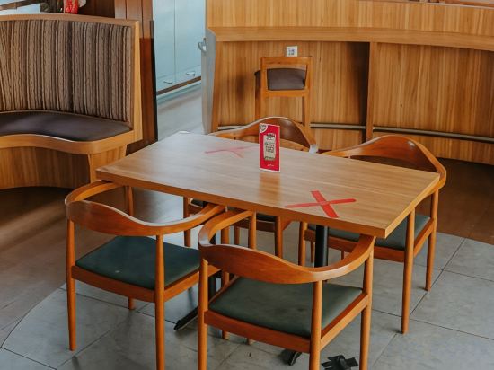 Фото Fame Hotel Sunset Road Kuta