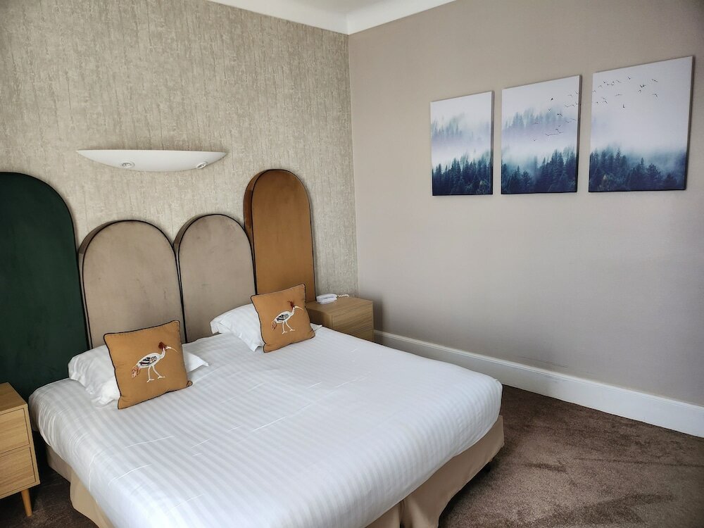 Фото Hotel Les Nations The Originals Boutique Vichy