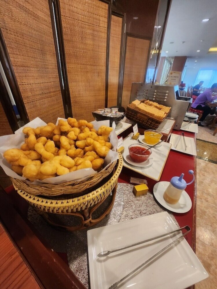 Фото Grand Tower Inn Rama VI Hotel