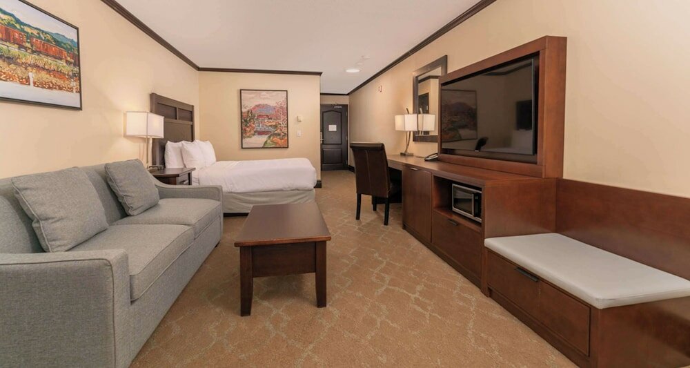 Фото Prestige Rocky Mountain Resort