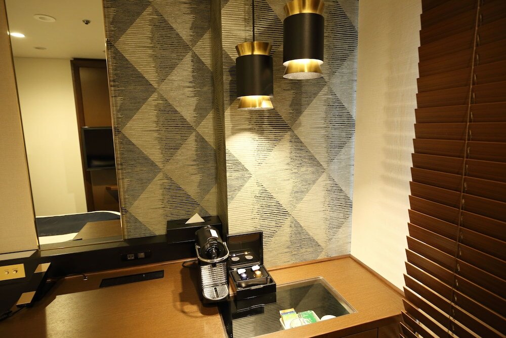 Фото Kobe Sannomiya Tokyu Rei Hotel