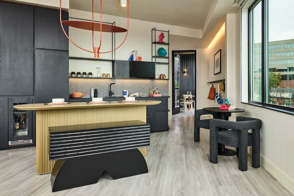 Фото Catbird Hotel