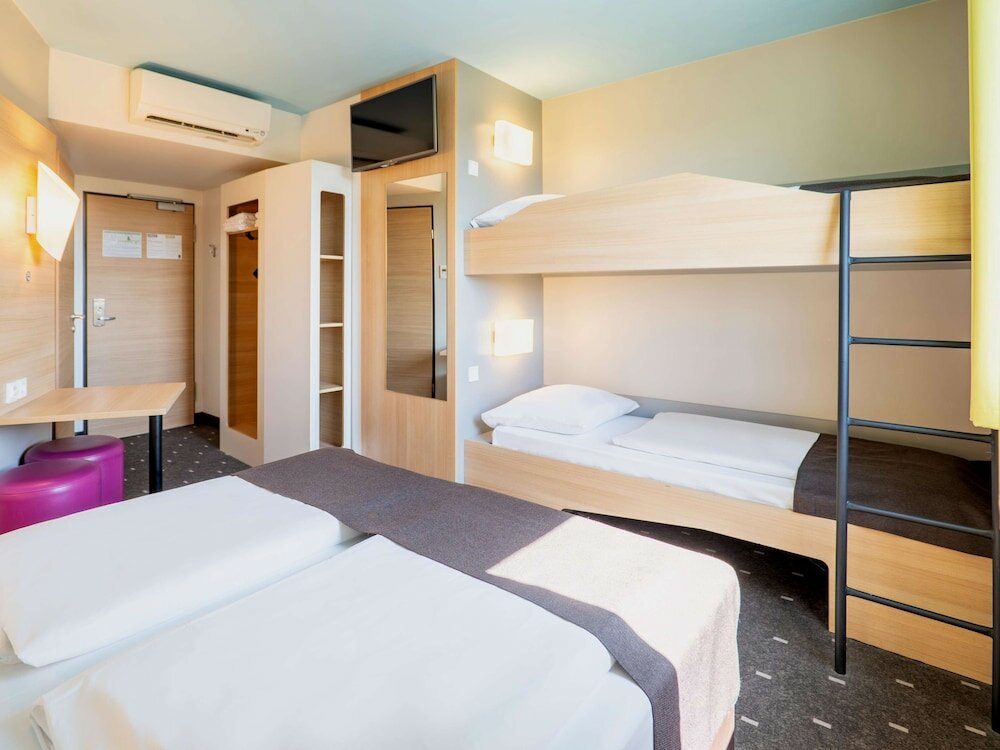 Фото B&b Hotel Karlsruhe