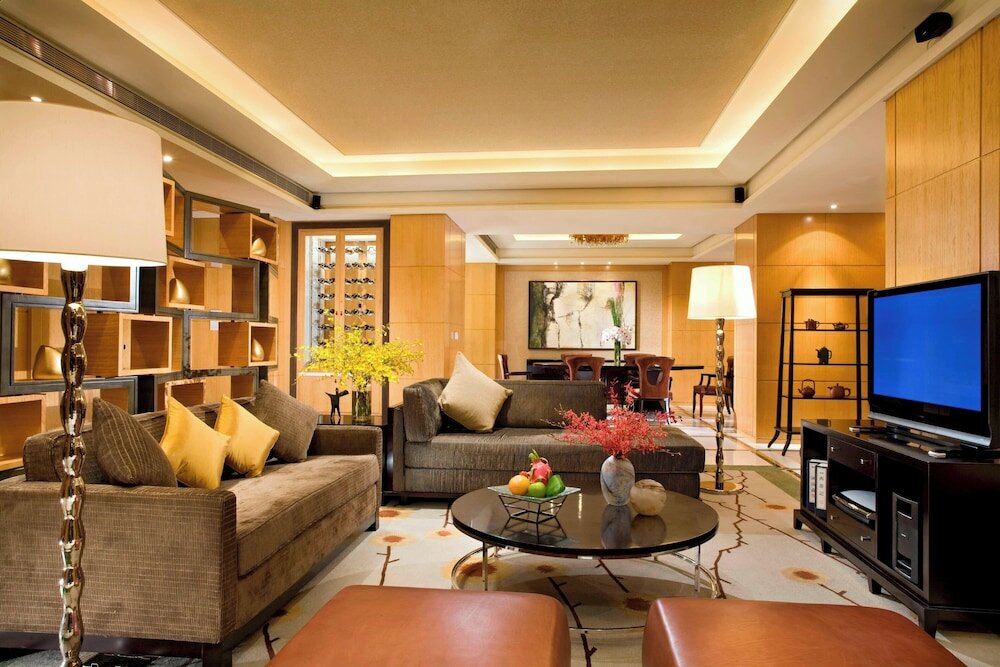 Фото Sheraton Grand Shanghai Pudong Hotel & Residences