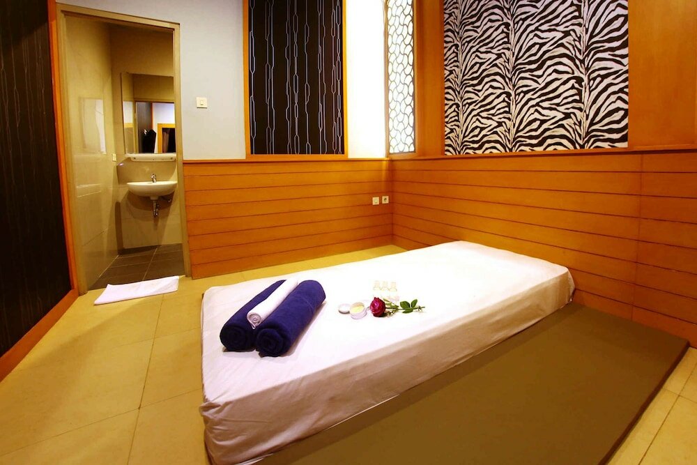 Фото Aswin Hotel